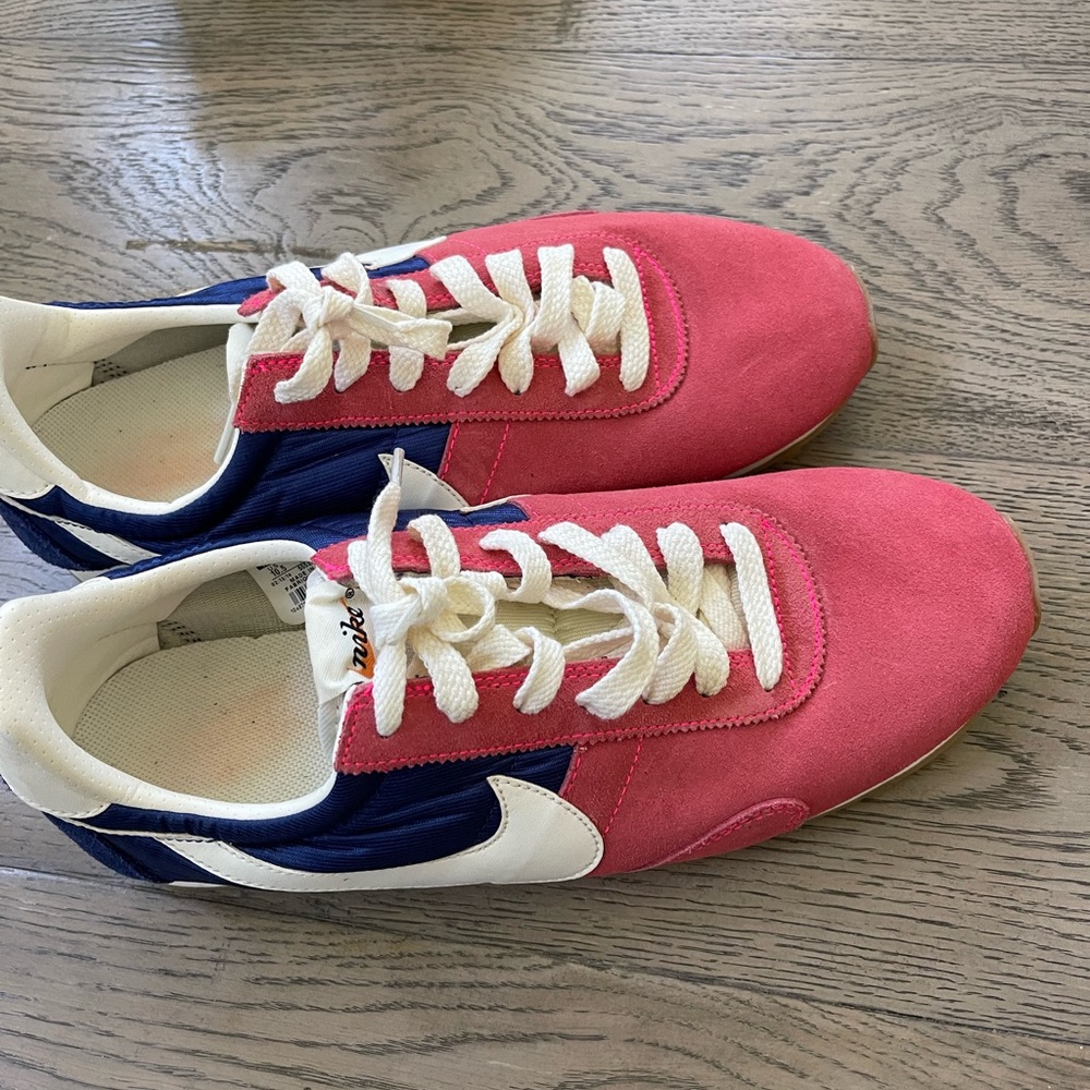 Men’s Nike Trainers.